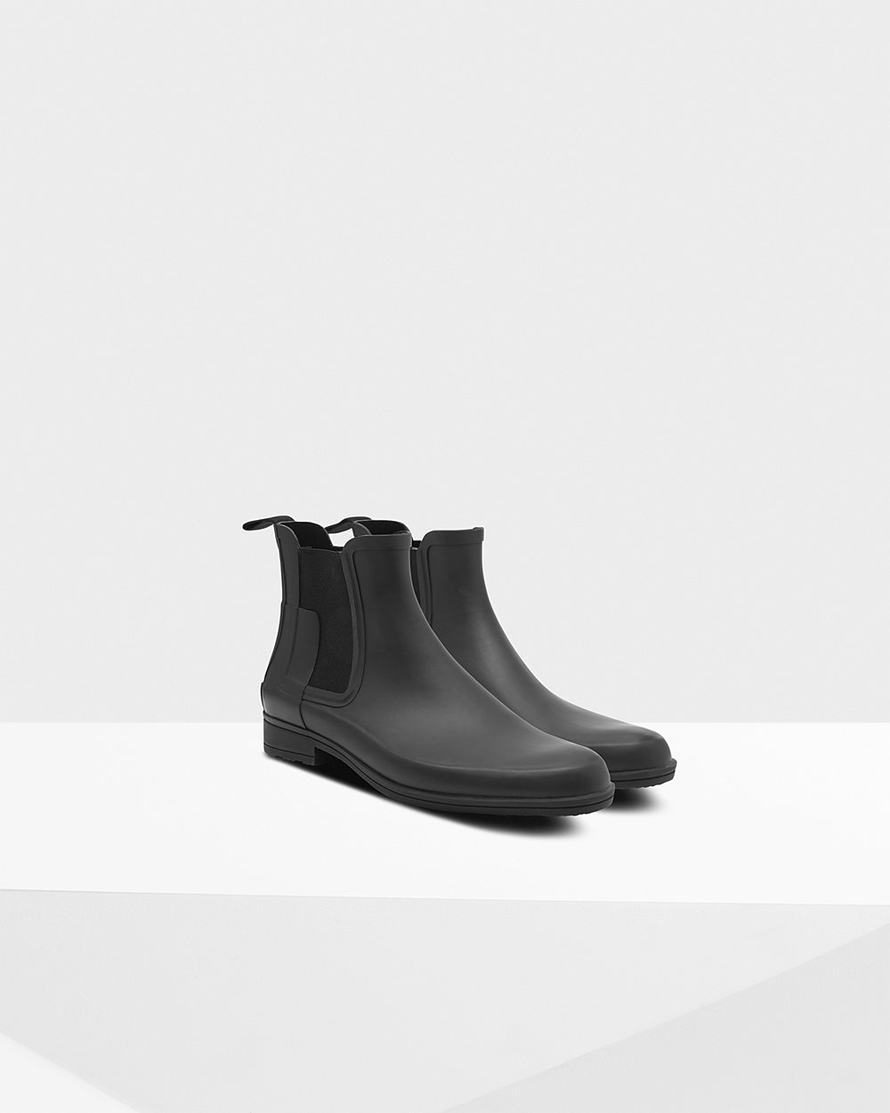 Mens Chelsea Boots - Hunter Refined Slim Fit (35JWIFPLV) - Black